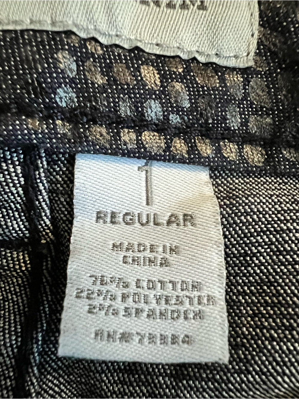 Chico's Black Faux Snakeskin Platinum Denim Jeans size 1R - Picture 5 of 6